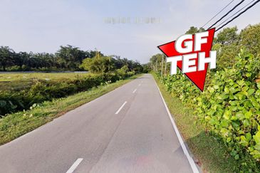 Bukit Merah Laketown Resort