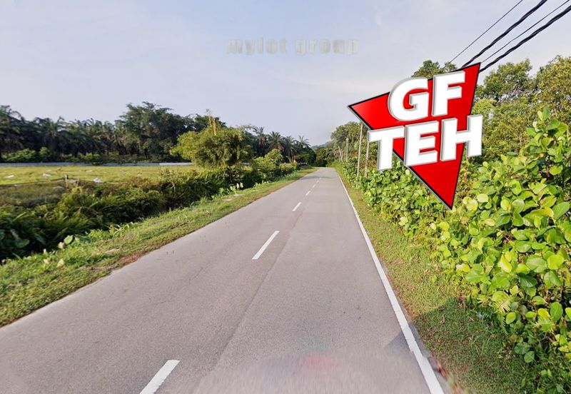 Bukit Merah Laketown Resort