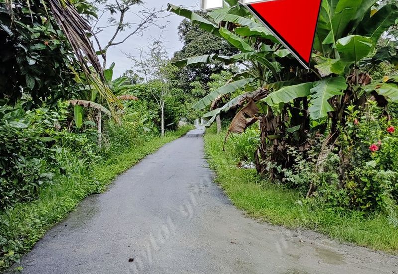 5.8 acres Agricultural Land | 770m from mainroad | small house | Kuala Kangsar Rm3psf