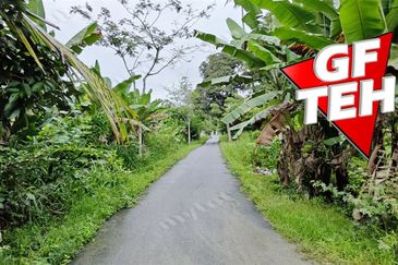 5.8 acres Agricultural Land | 770m from mainroad | small house | Kuala Kangsar Rm3psf