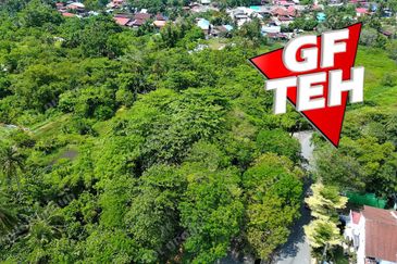 Kampung Bukit Tengah