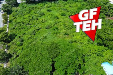 Kampung Bukit Tengah