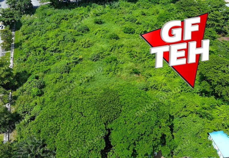 Kampung Bukit Tengah