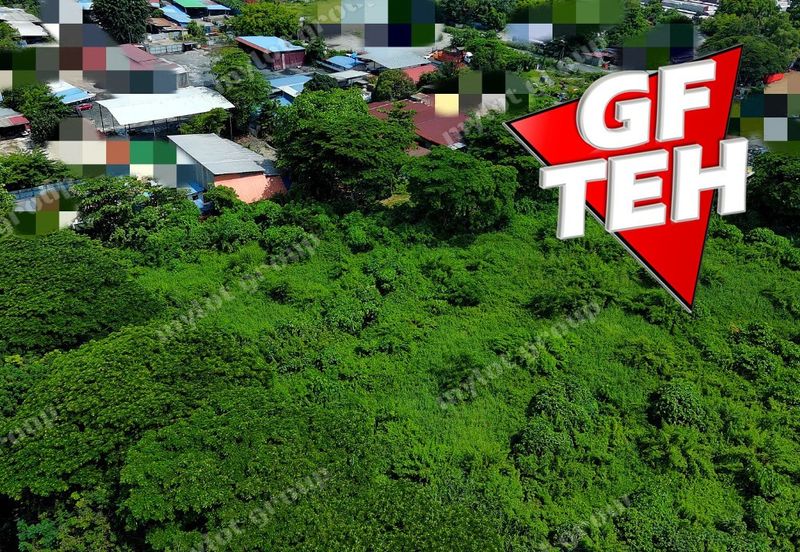 Kampung Bukit Tengah