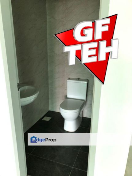 Utropolis 1st floor Shop | Corner unit 1701sf+377sf | Batu Kawan | Simpang Ampat, Penang, Simpang Ampat