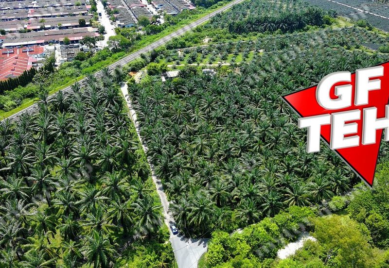 Jalan IKS Simpang Ampat