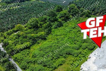 Jalan IKS Simpang Ampat