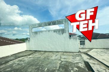 Jalan IKS Simpang Ampat