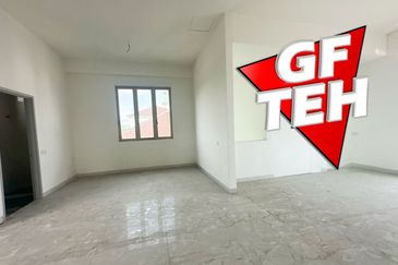 Jalan IKS Simpang Ampat