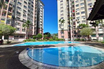 Menara Jade (Jade Tower), Taman Bukit Indah
