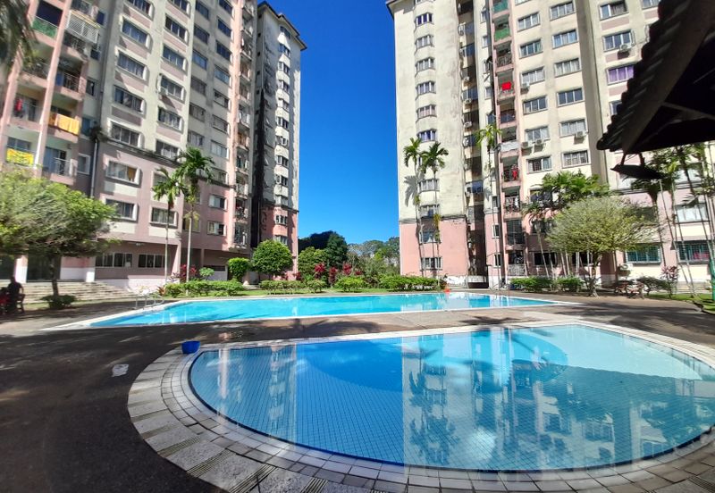 Menara Jade (Jade Tower), Taman Bukit Indah