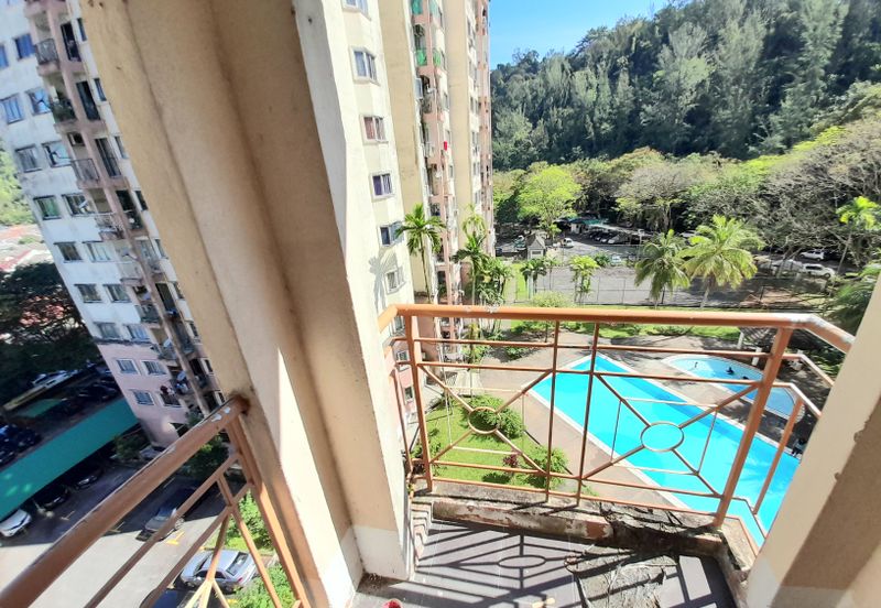 Menara Jade (Jade Tower), Taman Bukit Indah