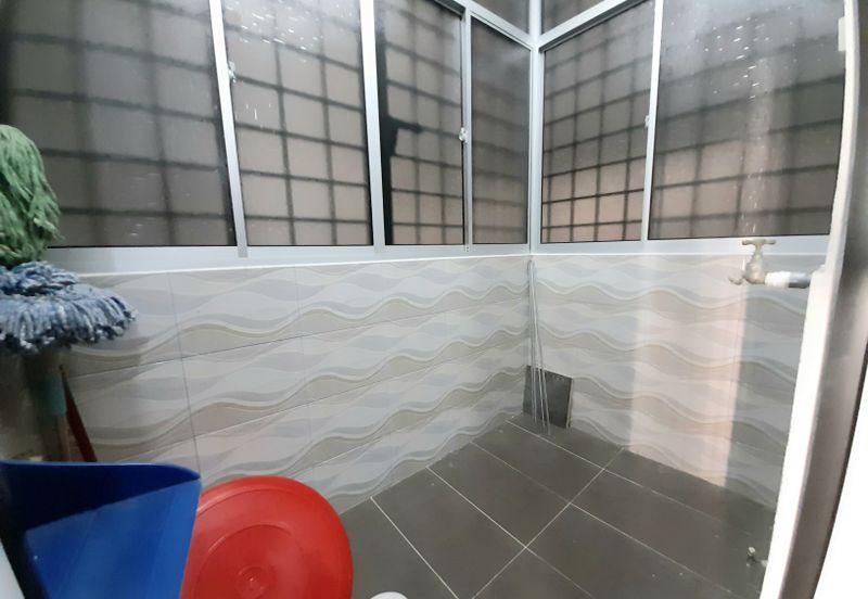 Menara Jade (Jade Tower), Taman Bukit Indah