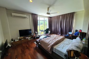 Bandar Tun Hussein Onn