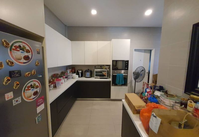 Bandar Tun Hussein Onn