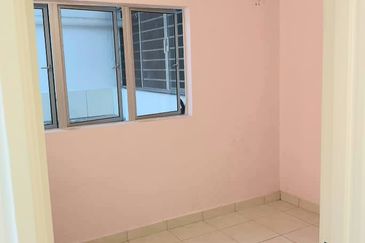 The Residence 1 @ Tiara East