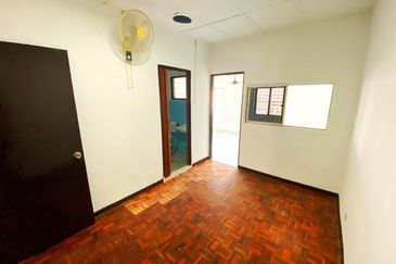 Taman Pinggiran Batu Caves