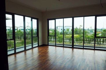 Double Storey Semi-D Charms Of Nusantara