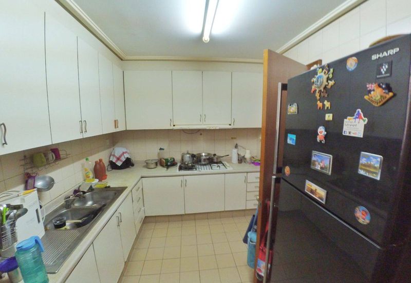 Suasana Sentral Condominium