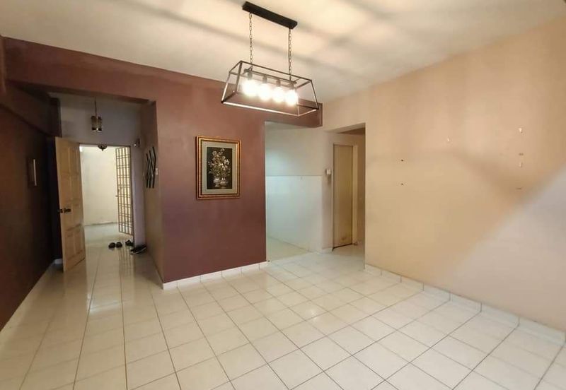 Sri Dahlia Apartment