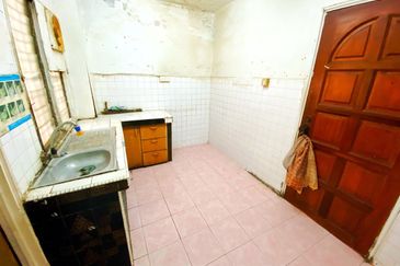 Apartment Desa Pandan Ground Floor