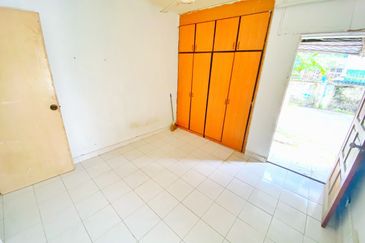 Apartment Desa Pandan Ground Floor