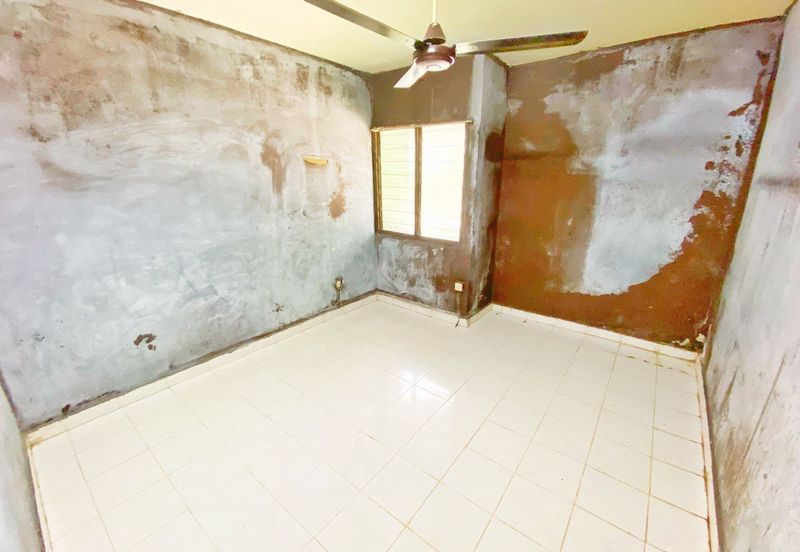 Apartment Desa Pandan Ground Floor