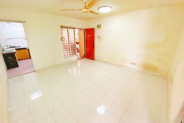 Apartment Desa Pandan Ground Floor