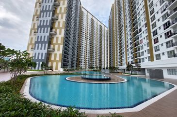 Platinum Splendor Residence