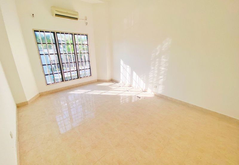 Taman Sri Raya, Batu 9