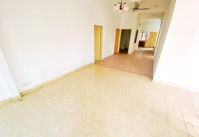 Taman Sri Raya, Batu 9