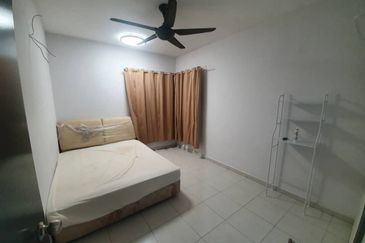 Residensi Laguna Biru 2