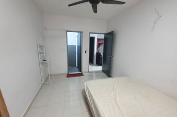 Residensi Laguna Biru 2