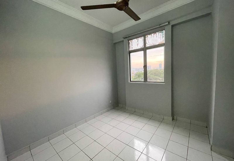 Tasik Heights Apartment