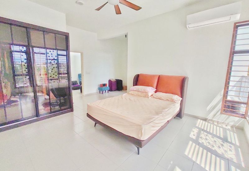 Banyas @ Setia EcoHill 2