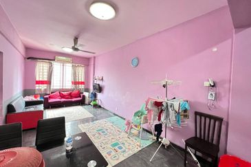Jelutong Apartment, Selayang Heights