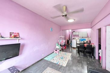 Jelutong Apartment, Selayang Heights