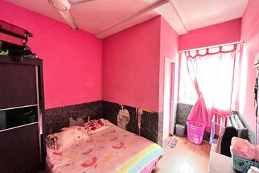 Jelutong Apartment, Selayang Heights