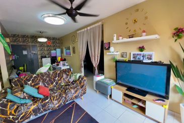 Residensi Laguna Biru 2