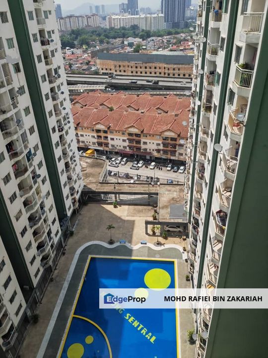 Kepong Sentral Condominium Puncak Desa, Kepong, Selangor, Kepong