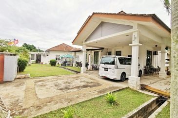 Desa Pinggiran Putra