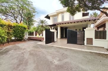 Tropicana Golf & Country Resort