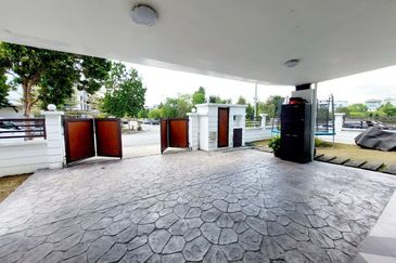 (END LOT) 2.5 Storey SuperLink Cyprus, USJ Heights