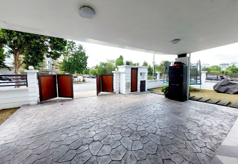 (END LOT) 2.5 Storey SuperLink Cyprus, USJ Heights