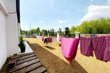 (END LOT) 2.5 Storey SuperLink Cyprus, USJ Heights