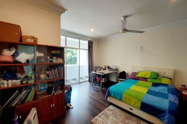 (END LOT) 2.5 Storey SuperLink Cyprus, USJ Heights