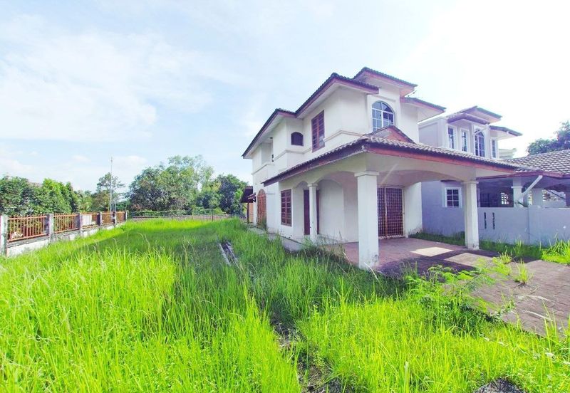 Jalan Suasana, Bandar Tun Hussein Onn