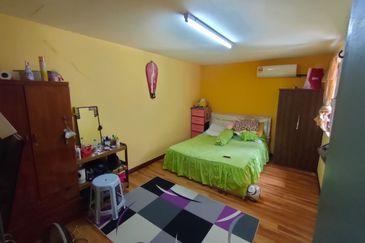 (RENOVATED) Flat Pandan Jaya M11 