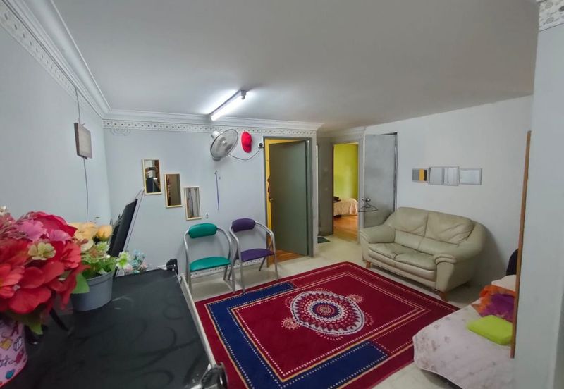 (RENOVATED) Flat Pandan Jaya M11 