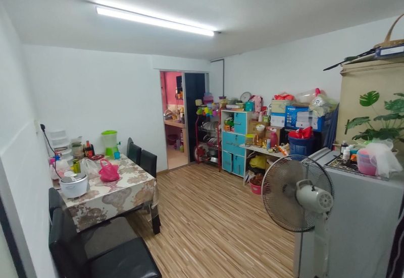 (RENOVATED) Flat Pandan Jaya M11 